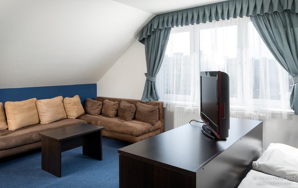Garni Hotel Fellini ชิอาร์ นาด อาโรนอม ภายนอก รูปภาพ