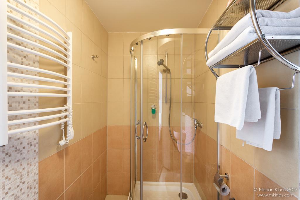 Garni Hotel Fellini ชิอาร์ นาด อาโรนอม ภายนอก รูปภาพ